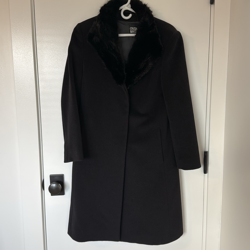Cinzia Rocco midi wool coat with fur collar. Size 8